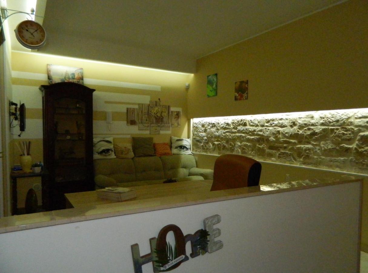 Torre Anna Historical Center Living Apartment Bisceglie Exterior photo